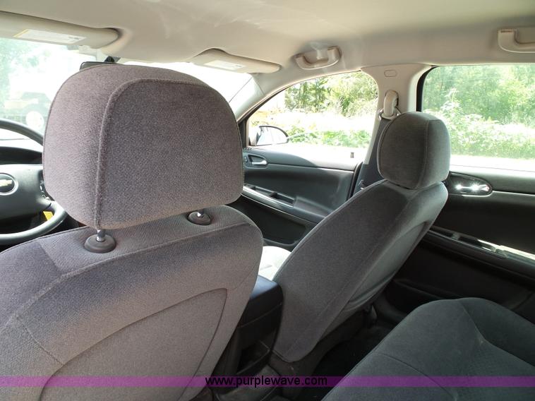 image for item J4830 2007 Chevrolet Impala LS