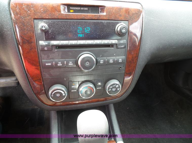 image for item J4830 2007 Chevrolet Impala LS