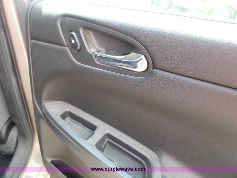 image for item J4830 2007 Chevrolet Impala LS