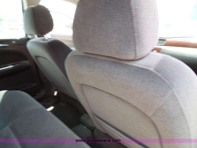 image for item J4830 2007 Chevrolet Impala LS