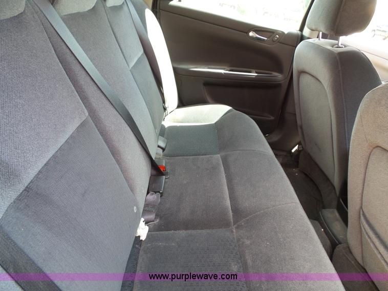 image for item J4830 2007 Chevrolet Impala LS