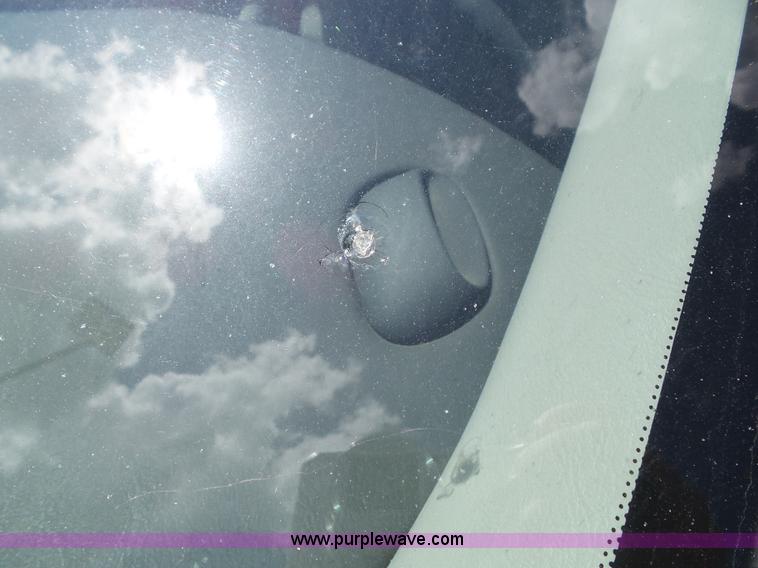 image for item J4831 2006 Ford Taurus SE