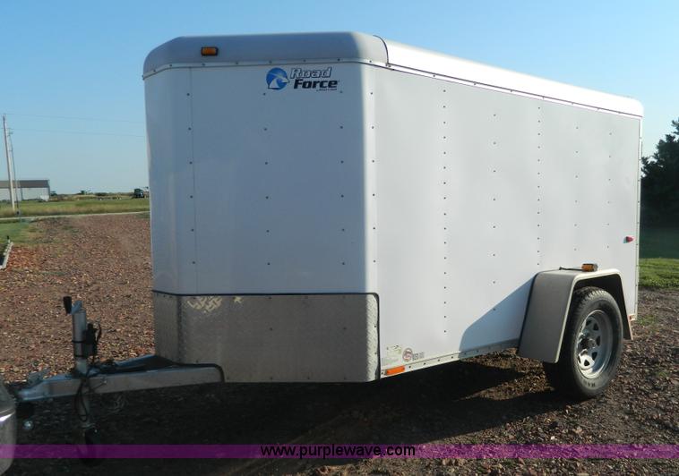 image for item J5128 2009 Wells Cargo enclosed cargo trailer