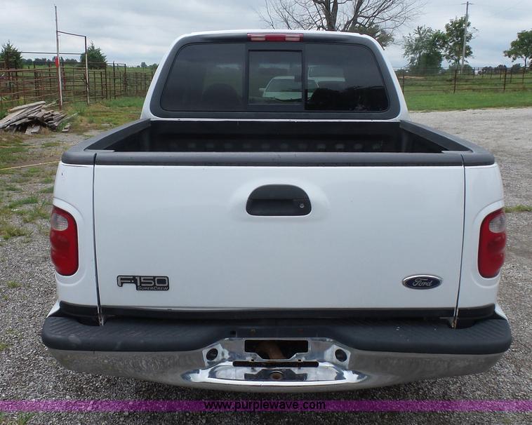 image for item K1614 2001 Ford F150 SuperCrew pickup truck
