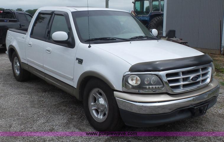 image for item K1614 2001 Ford F150 SuperCrew pickup truck