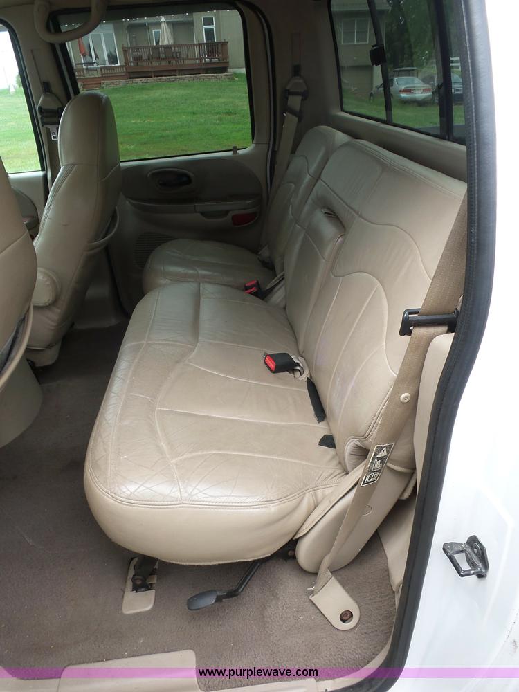 image for item K1614 2001 Ford F150 SuperCrew pickup truck