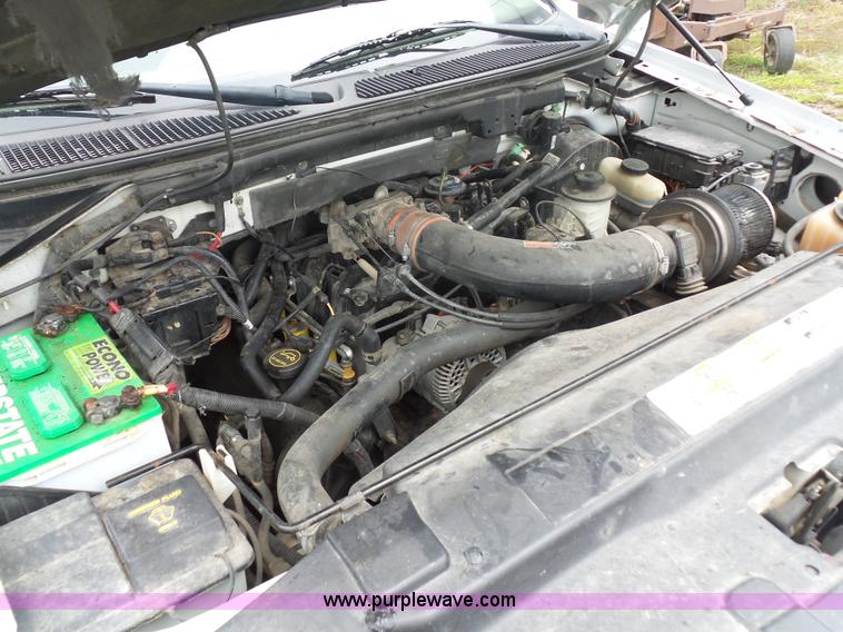 image for item K1614 2001 Ford F150 SuperCrew pickup truck