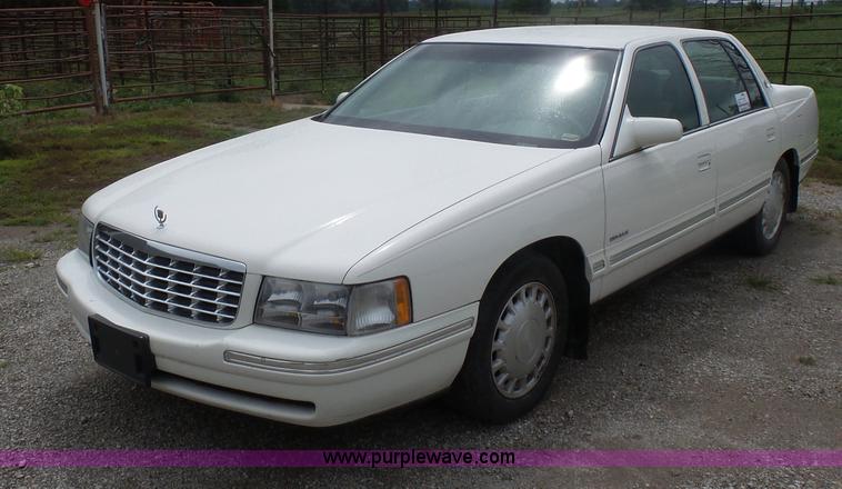 image for item K1615 1999 Cadillac DeVille