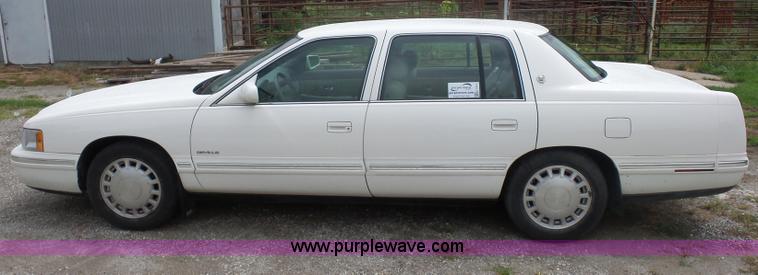 image for item K1615 1999 Cadillac DeVille