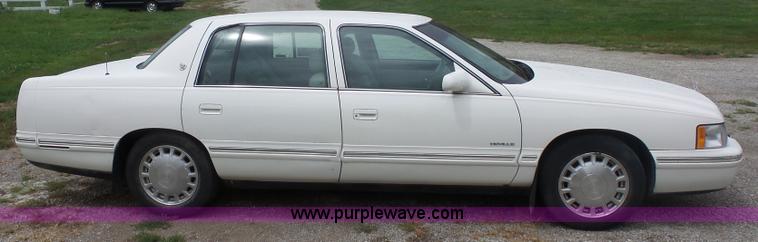 image for item K1615 1999 Cadillac DeVille