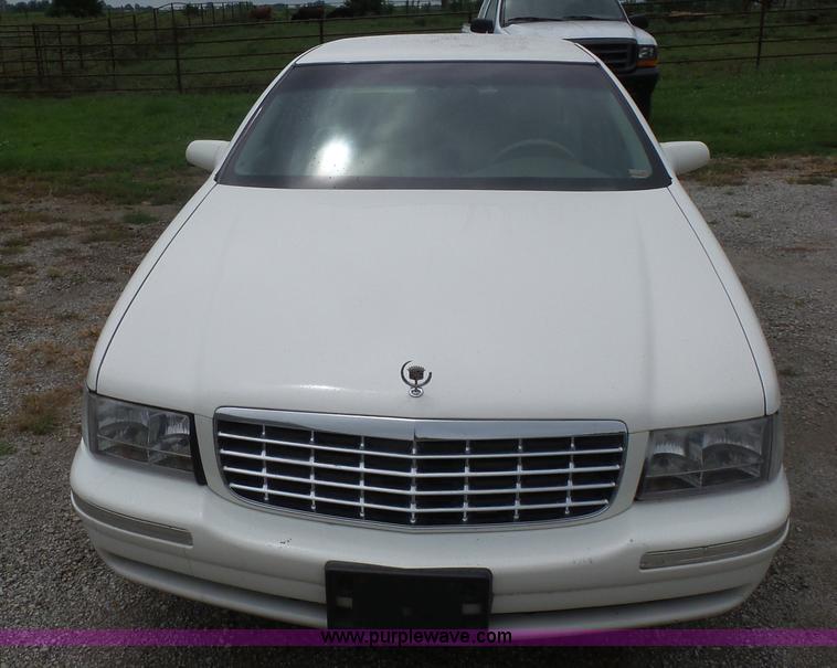image for item K1615 1999 Cadillac DeVille