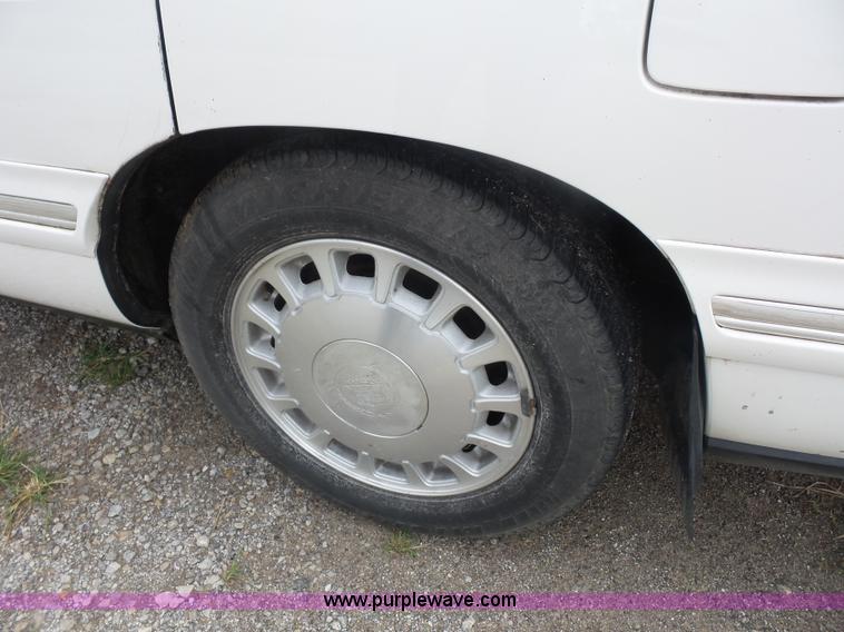 image for item K1615 1999 Cadillac DeVille