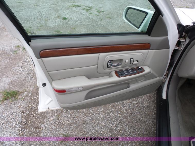 image for item K1615 1999 Cadillac DeVille