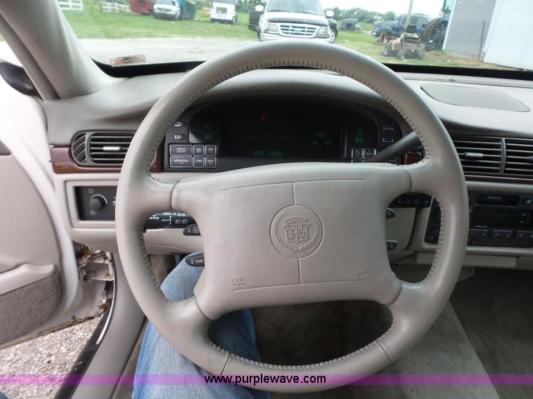 image for item K1615 1999 Cadillac DeVille