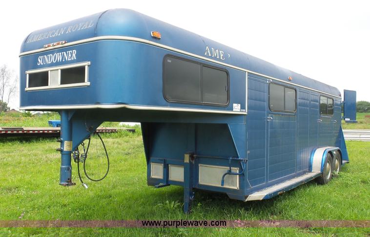 image for item K1617 1992 Sundowner enclosed gooseneck trailer