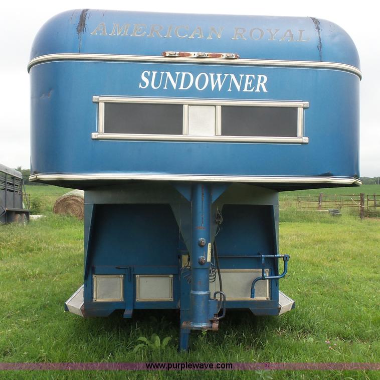 image for item K1617 1992 Sundowner enclosed gooseneck trailer