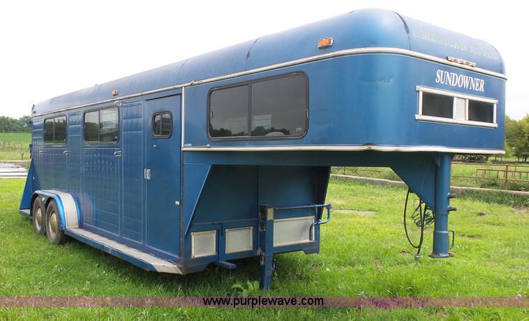 image for item K1617 1992 Sundowner enclosed gooseneck trailer