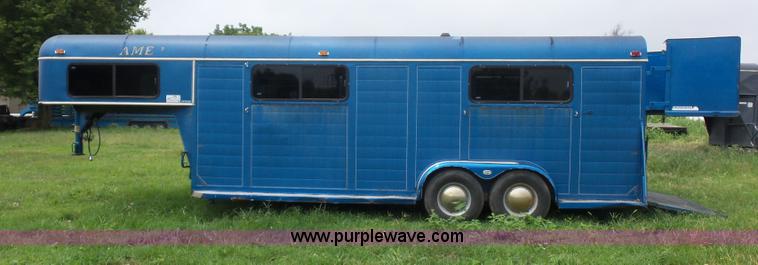 image for item K1617 1992 Sundowner enclosed gooseneck trailer