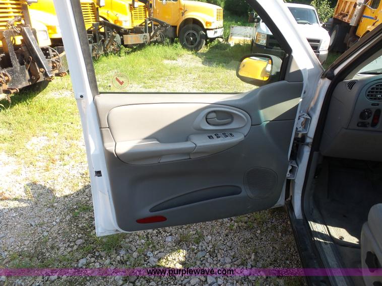 image for item K1627 2008 Chevrolet TrailBlazer SUV