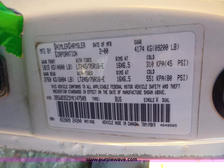 image for item K1628 2000 Dodge Ram Wagon B3500 Maxi van