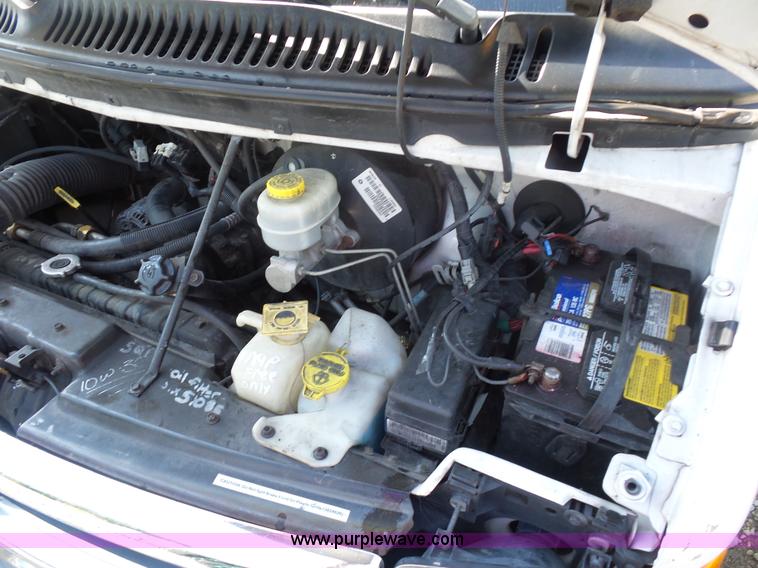 image for item K1628 2000 Dodge Ram Wagon B3500 Maxi van