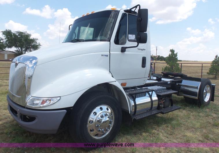 image for item K1998 2011 International TranStar 8600 truck cab and chassis