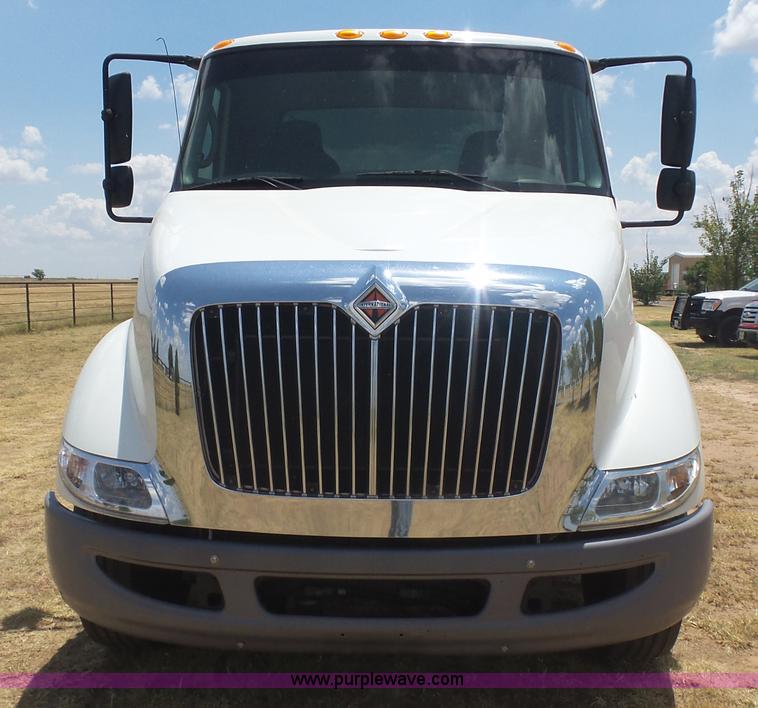 image for item K1998 2011 International TranStar 8600 truck cab and chassis