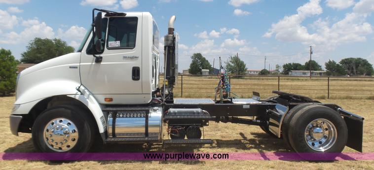 image for item K1998 2011 International TranStar 8600 truck cab and chassis