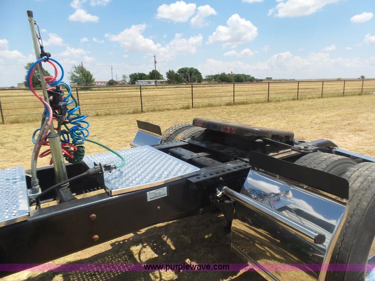 image for item K1998 2011 International TranStar 8600 truck cab and chassis