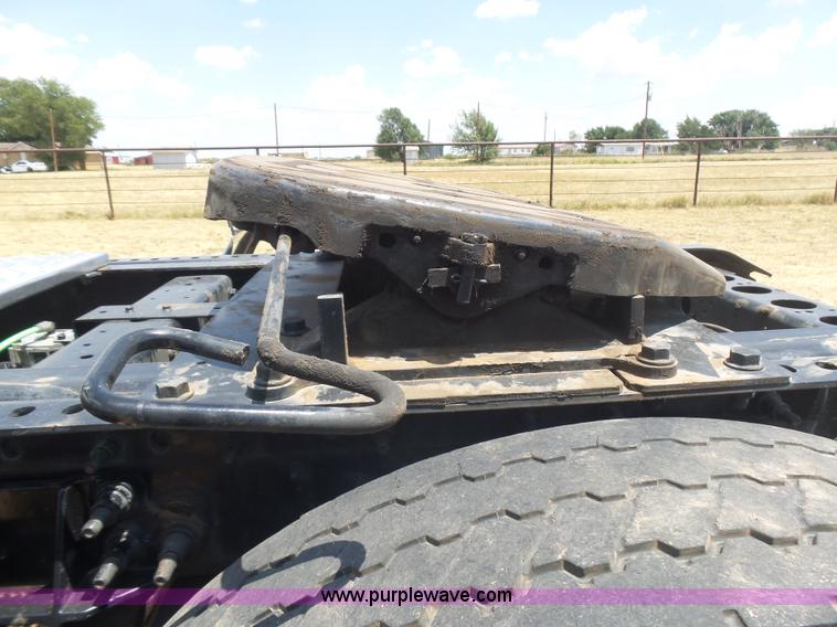 image for item K1998 2011 International TranStar 8600 truck cab and chassis