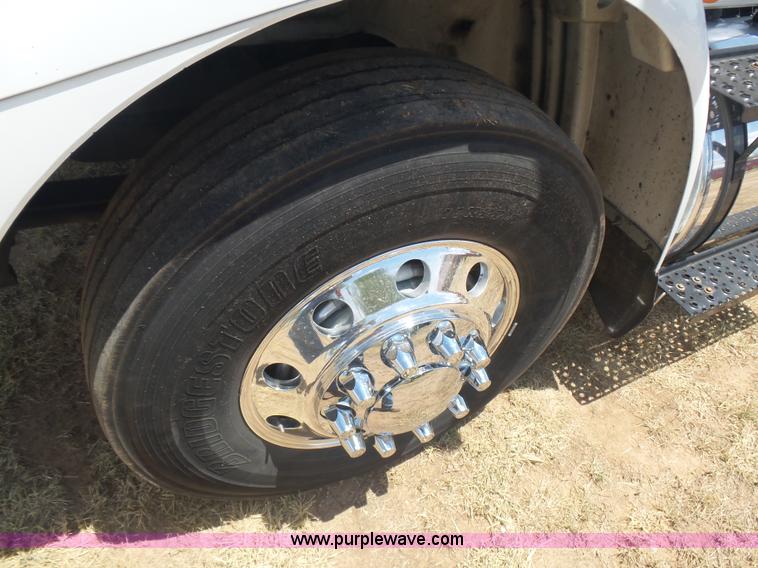 image for item K1998 2011 International TranStar 8600 truck cab and chassis