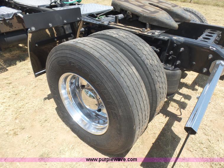 image for item K1998 2011 International TranStar 8600 truck cab and chassis