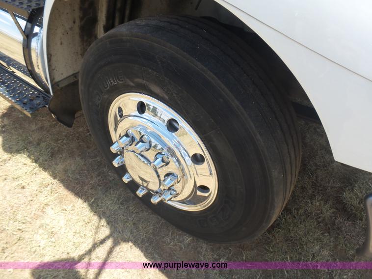 image for item K1998 2011 International TranStar 8600 truck cab and chassis