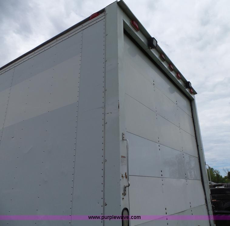 image for item K2176 2005 Freightliner Business Class M2 box truck