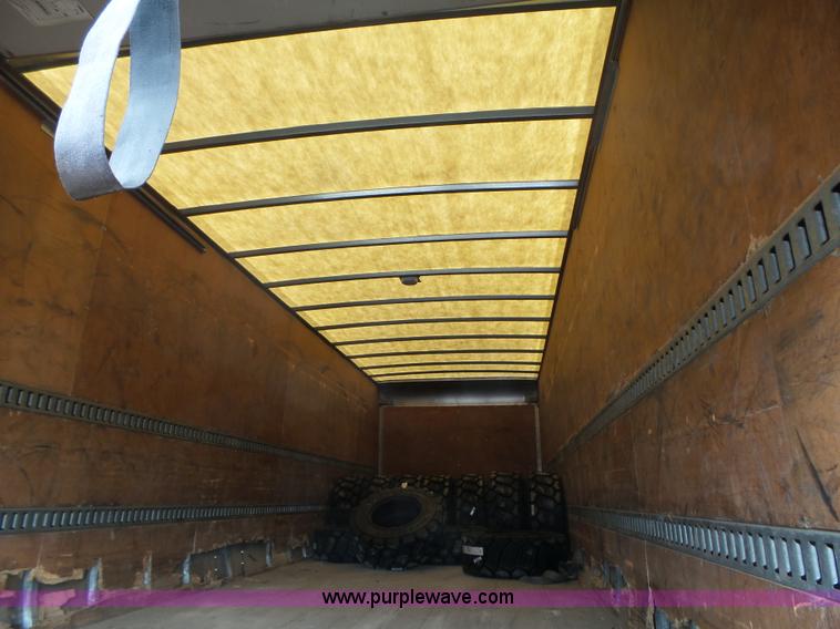 image for item K2177 2005 Ford F650 Super Duty XL box truck