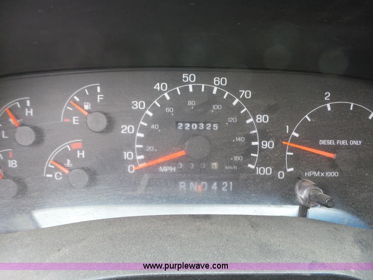 image for item K2177 2005 Ford F650 Super Duty XL box truck