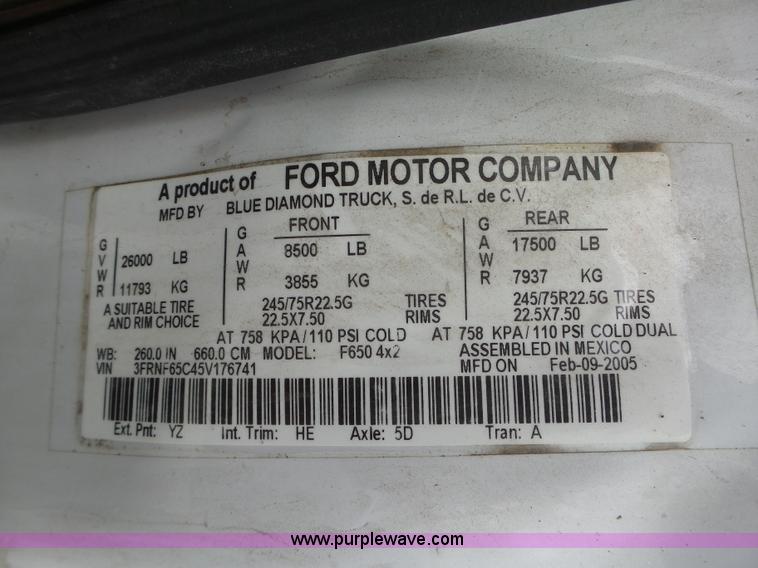 image for item K2177 2005 Ford F650 Super Duty XL box truck