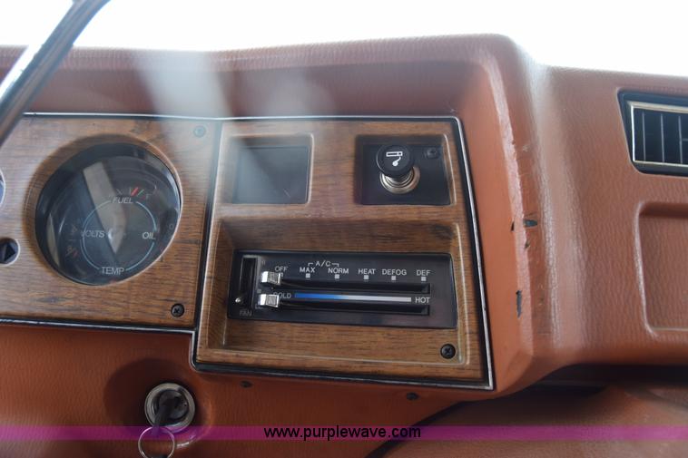 image for item K2856 1977 Chevrolet 3500 RV
