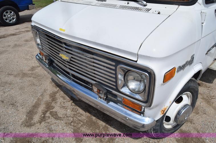 image for item K2856 1977 Chevrolet 3500 RV