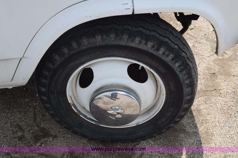 image for item K2856 1977 Chevrolet 3500 RV