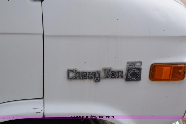 image for item K2856 1977 Chevrolet 3500 RV