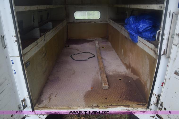 image for item K2863 Utility bed