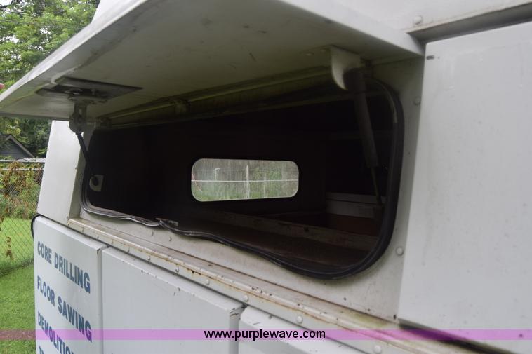 image for item K2863 Utility bed