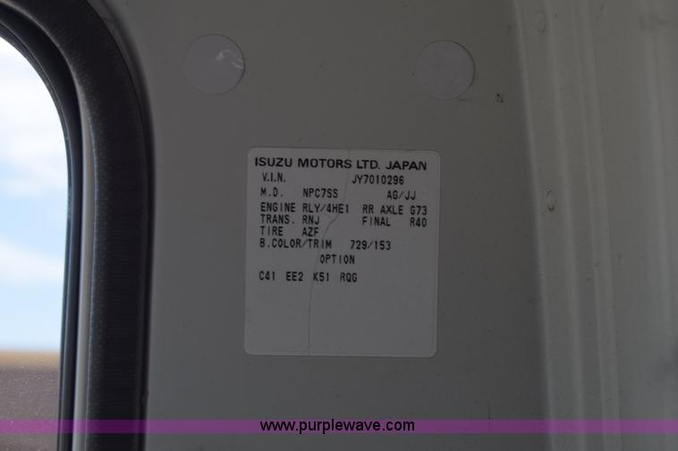 image for item K2877 2000 GMC W4500 box truck