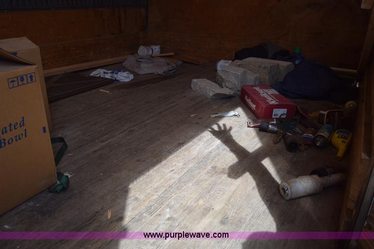 image for item K2877 2000 GMC W4500 box truck