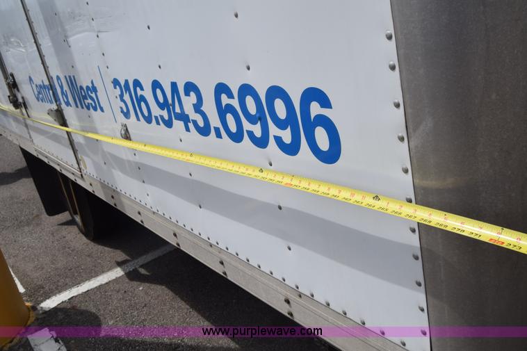 image for item K2877 2000 GMC W4500 box truck