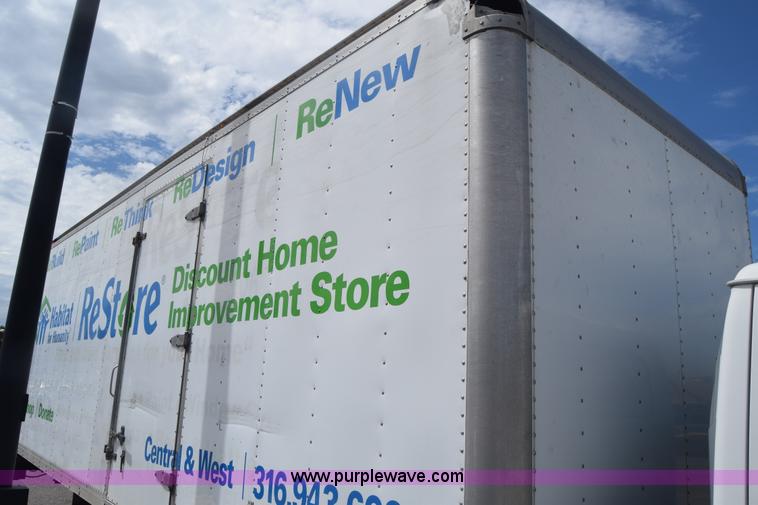 image for item K2877 2000 GMC W4500 box truck