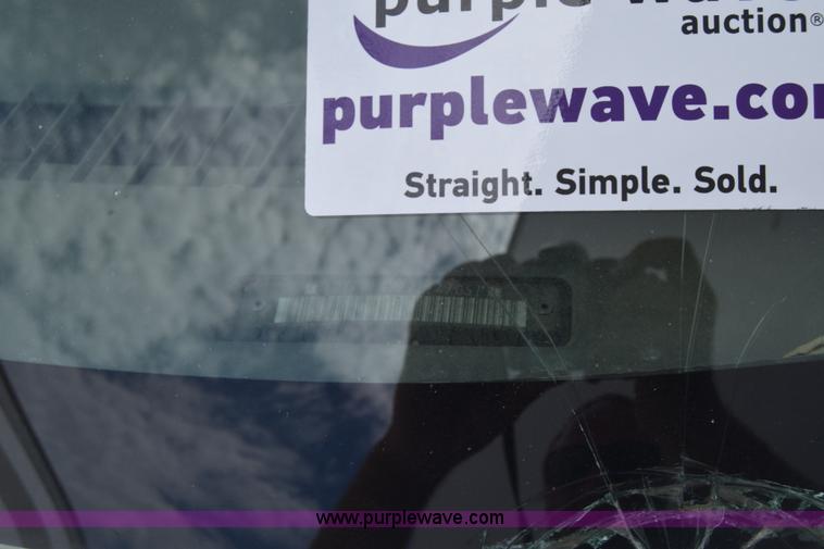 image for item K2878 2007 GMC Savanna G1500 van