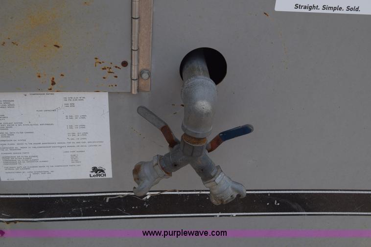 image for item K2926 1995 Leroi Q185DJF air compressor