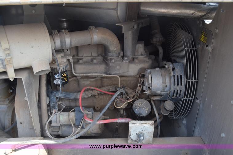 image for item K2926 1995 Leroi Q185DJF air compressor